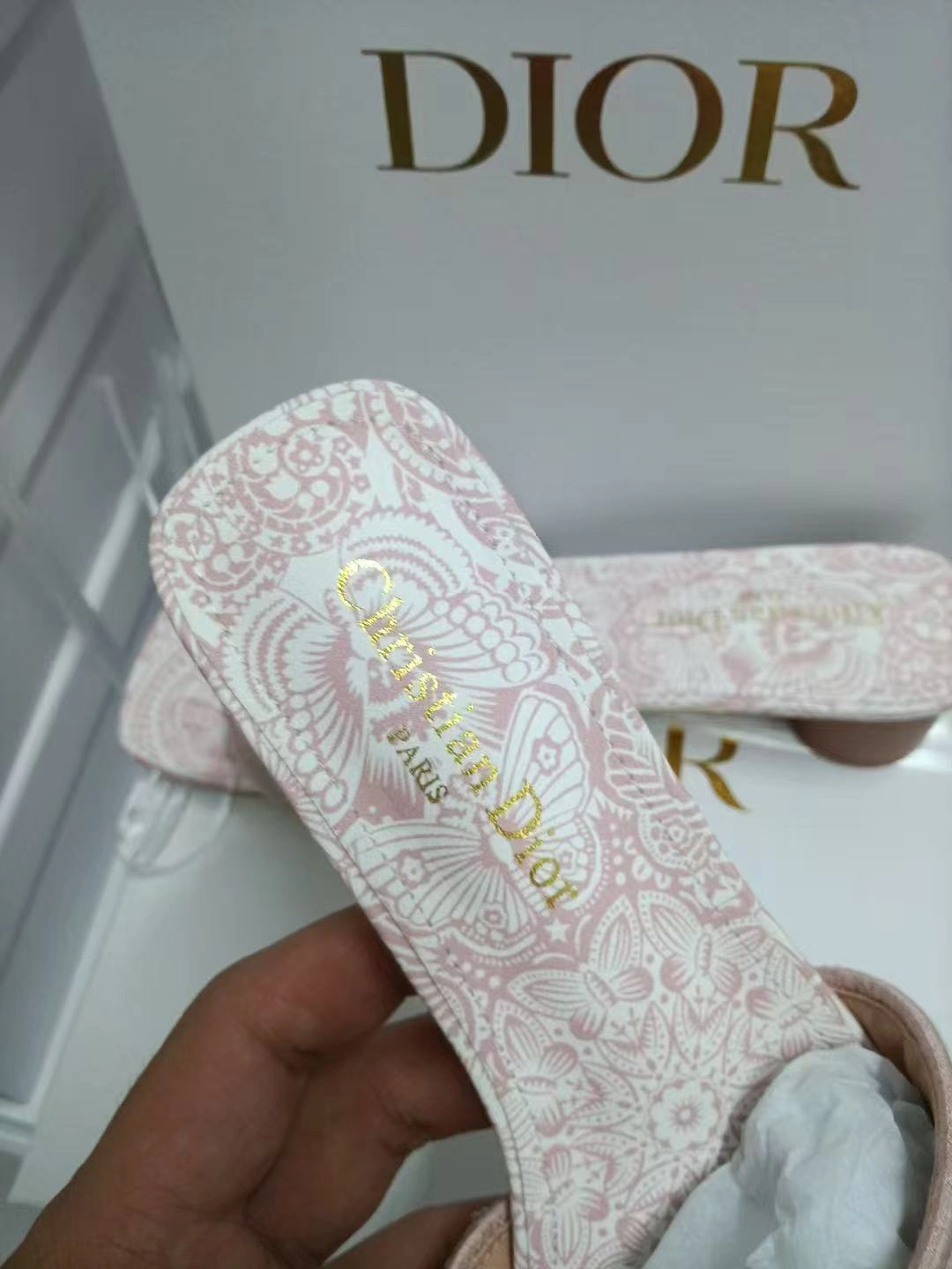 4ior KCQ902ECB_S35P embroidery cowhide Heel height：3.5CM item:ET-X234G1109